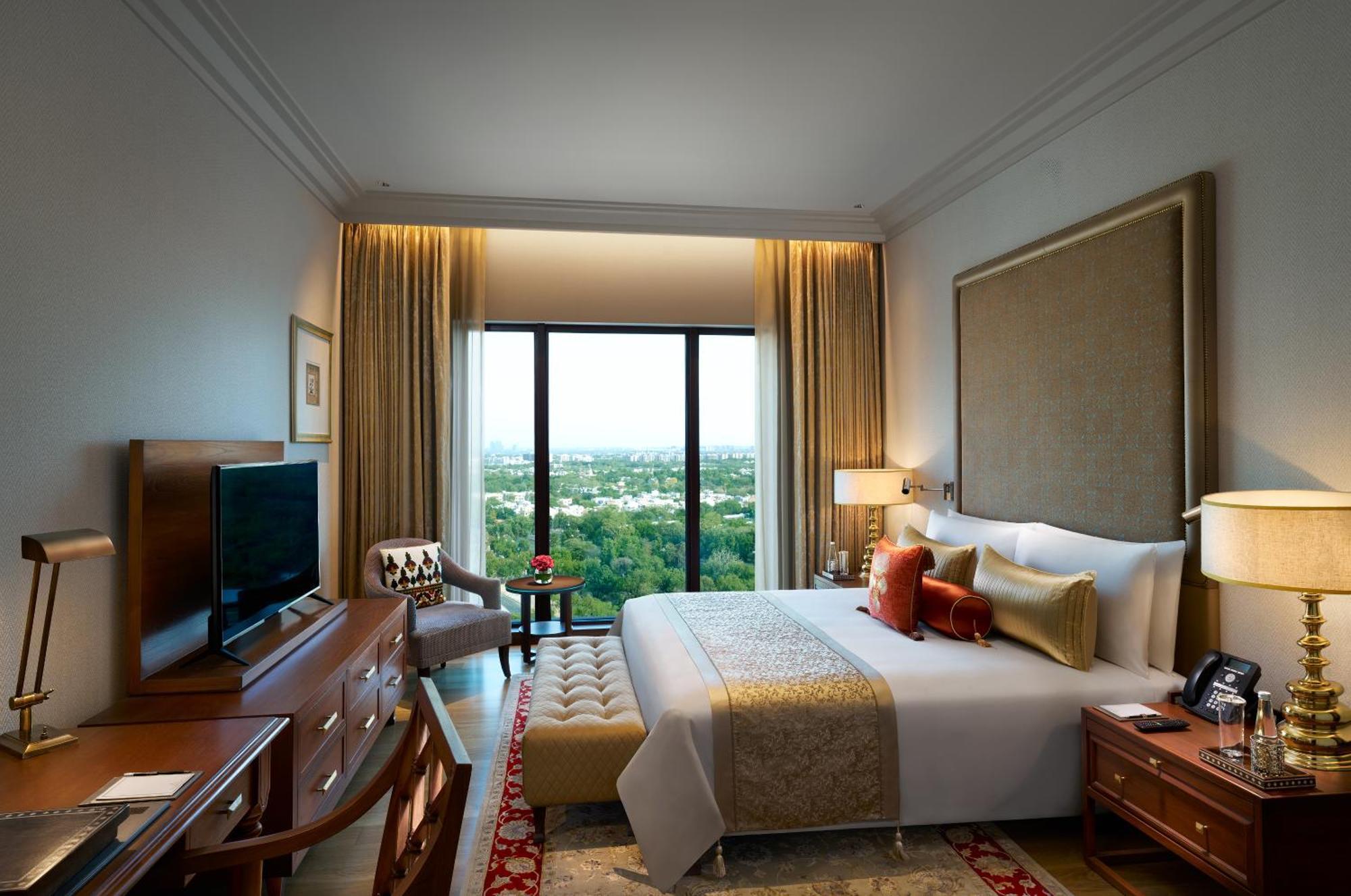 The Leela Gandhinagar Hotel Bagian luar foto